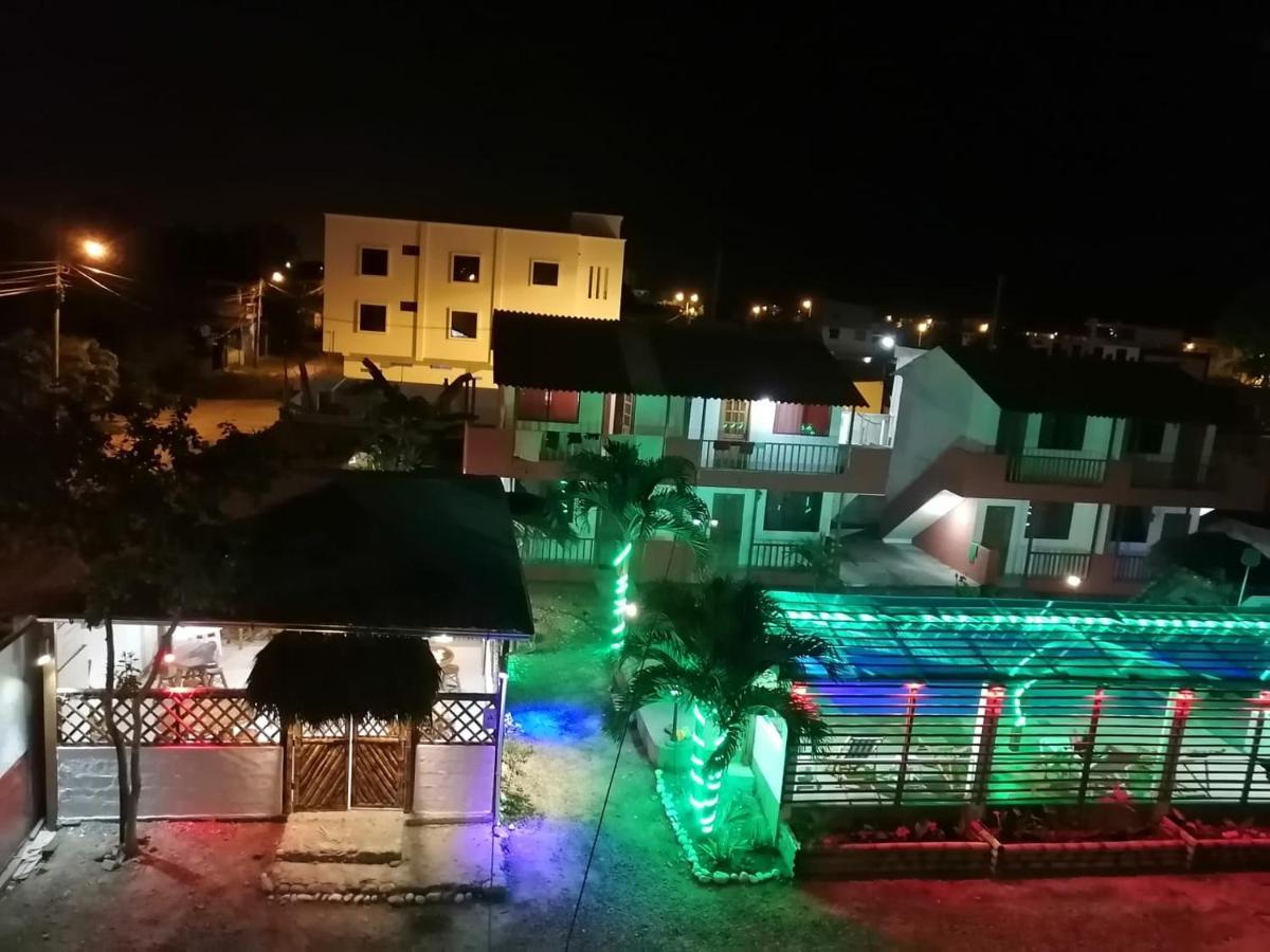 Hotel El Galeon Atacames Exterior foto